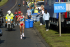 Paula Radcliffe drinks on the run